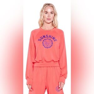 Sundry Crop Raglan Size 2 (Medium) NWT
MSRP $118